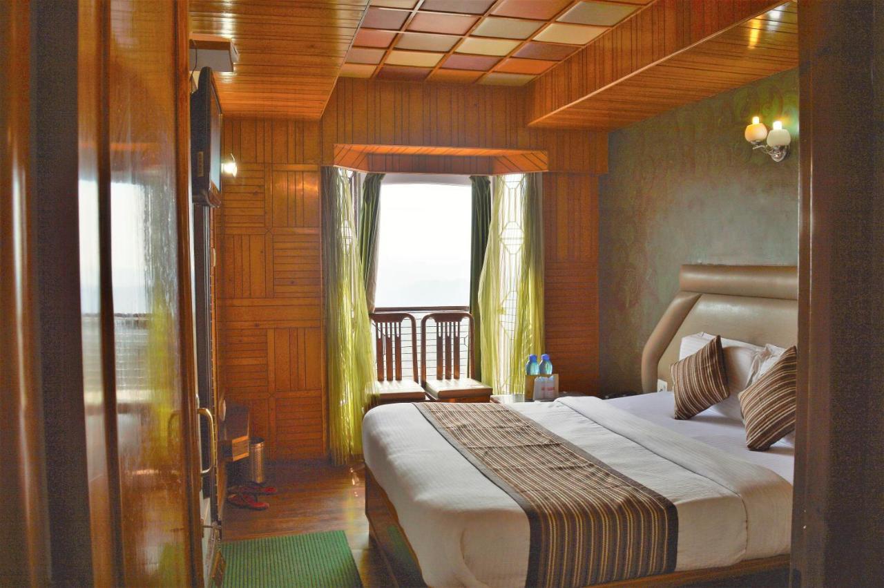 Hotel Sidharath Шимла Екстериор снимка