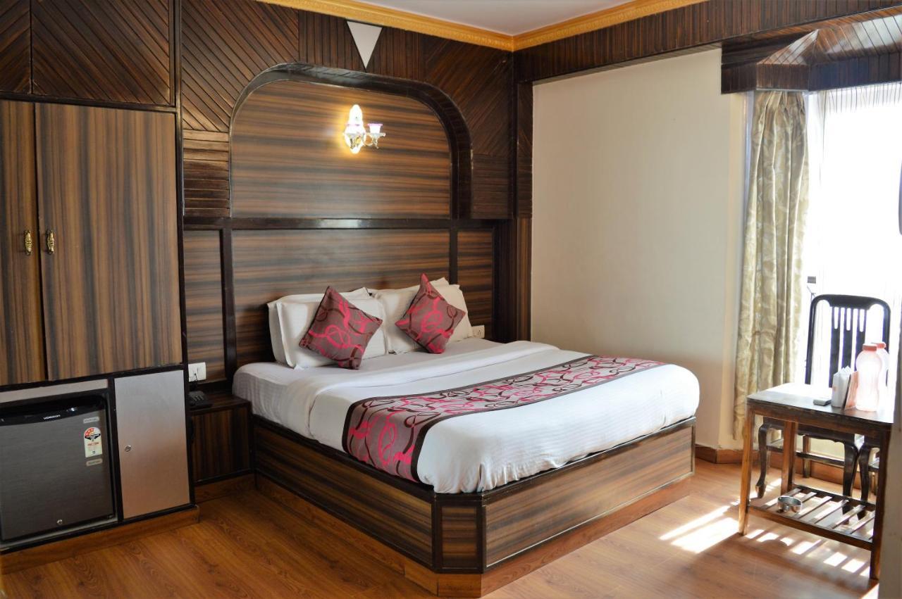 Hotel Sidharath Шимла Екстериор снимка